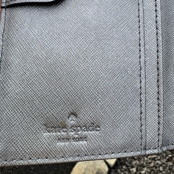 Kate Spade Wallet Bundle Zip Around + Bifold Saffiano Leather Neutral - Picture 8 of 9